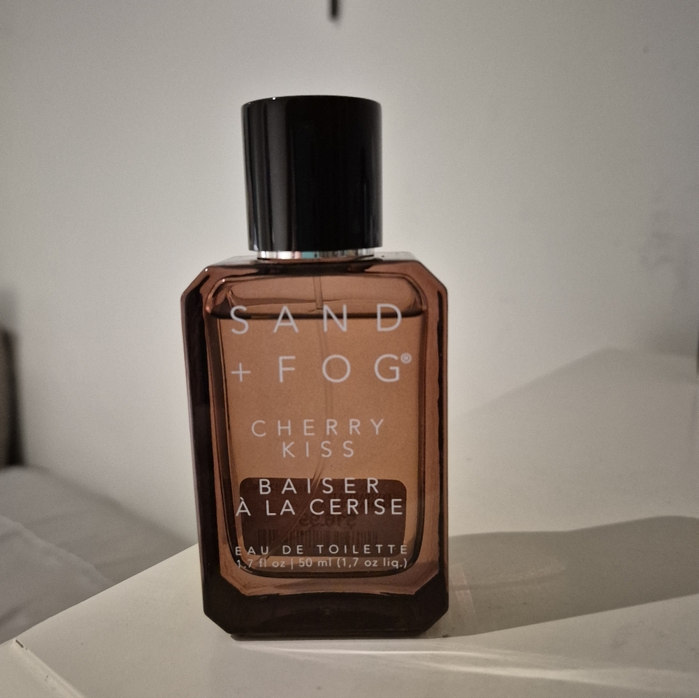 Sand + Fog Cherry Kiss